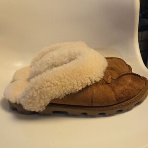 Women's UGG Conquette Cozy Shearling-Lined Suede Slip-On Clog - Chestnut